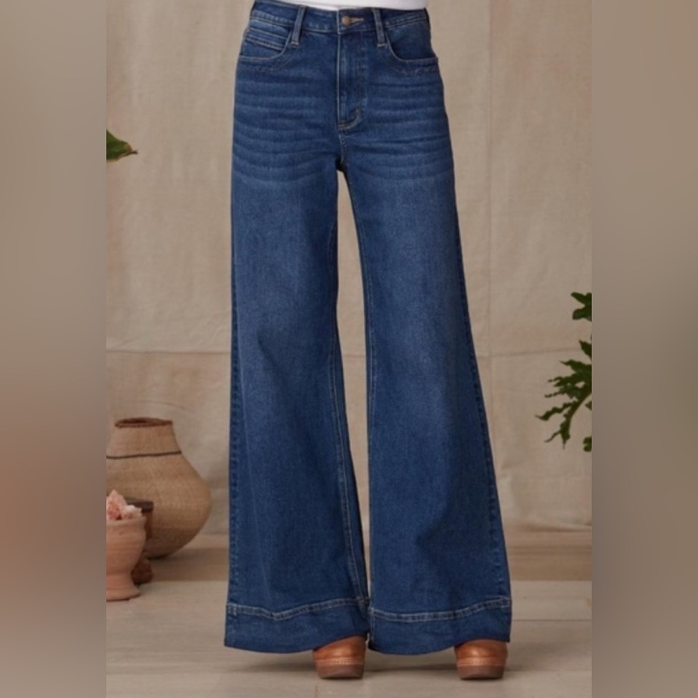 Driftwood Martha Wide Leg Jeans Women’s Size 32 x34
NWT